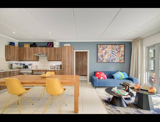 2 BEDROOM APARTMENT FOR SALE IN SANDOWN